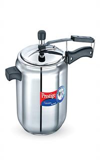 Prestige Nakshatra Alpha 7 Lit Stainless Steel Pressure Cooker